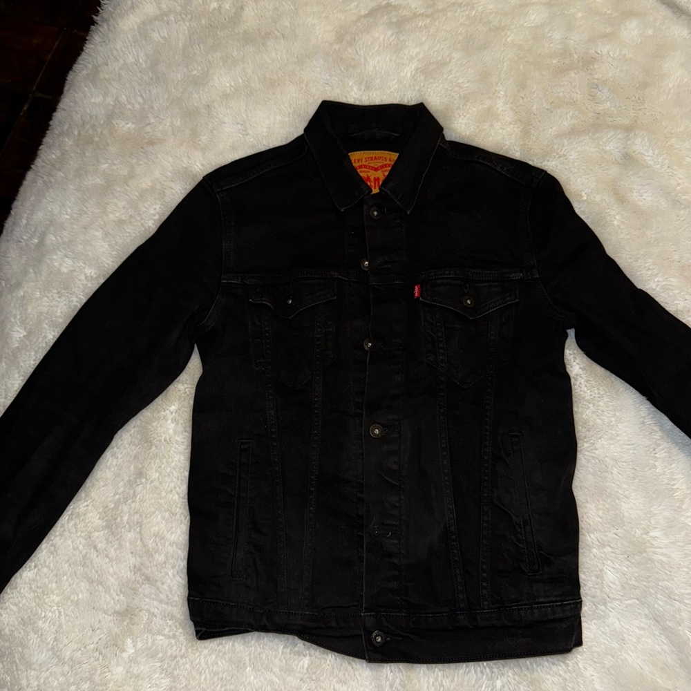Black Levi’s Jean Jacket